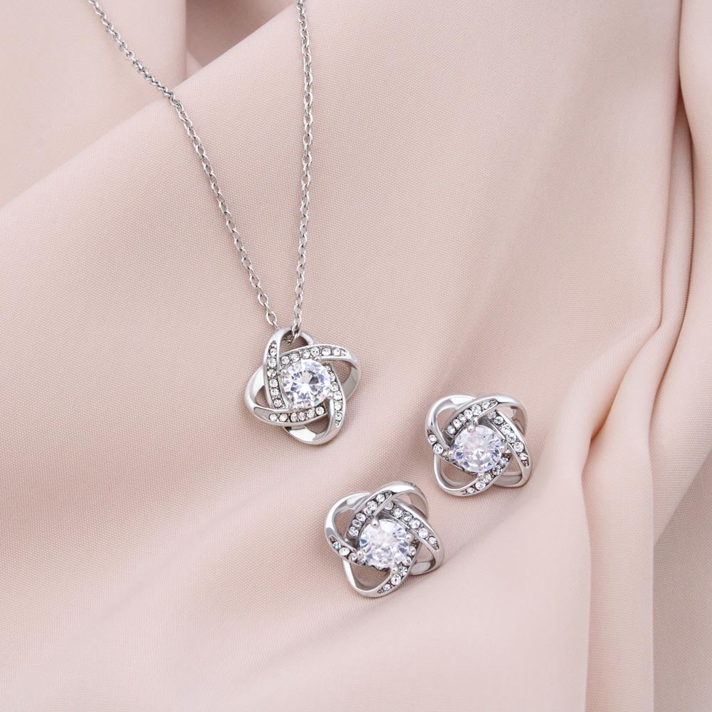 The Love Knot Necklace - To My Amazing Mother