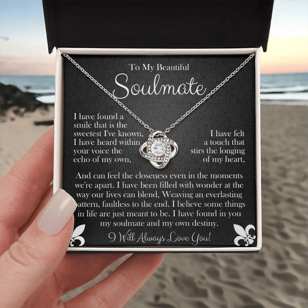 To My Beautiful Soulmate | Love Knot Necklace