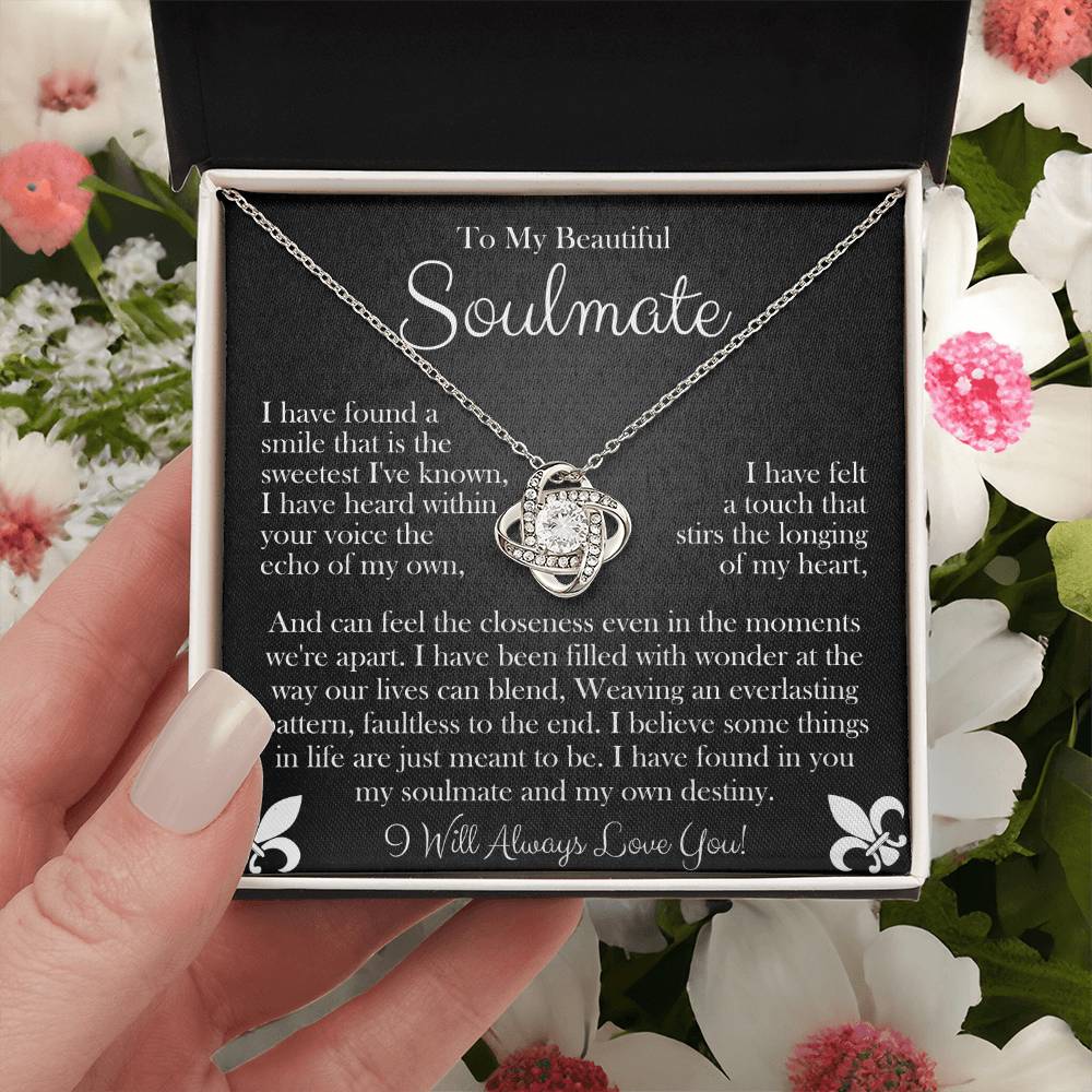 To My Beautiful Soulmate | Love Knot Necklace