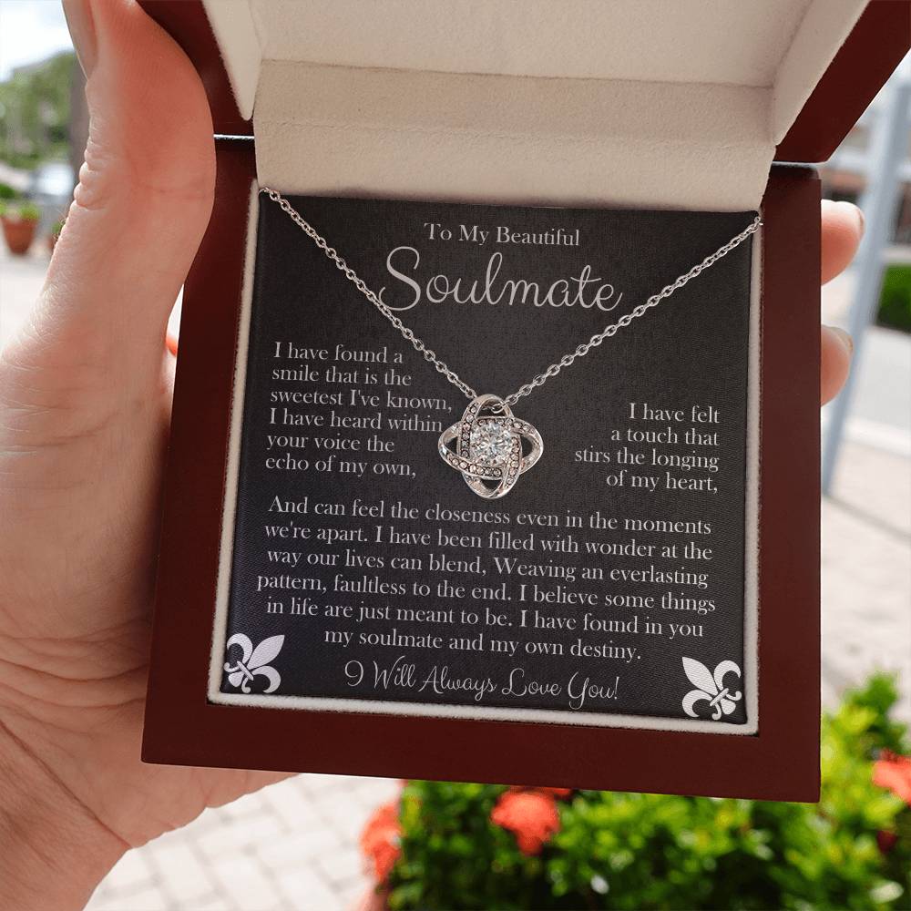 To My Beautiful Soulmate | Love Knot Necklace