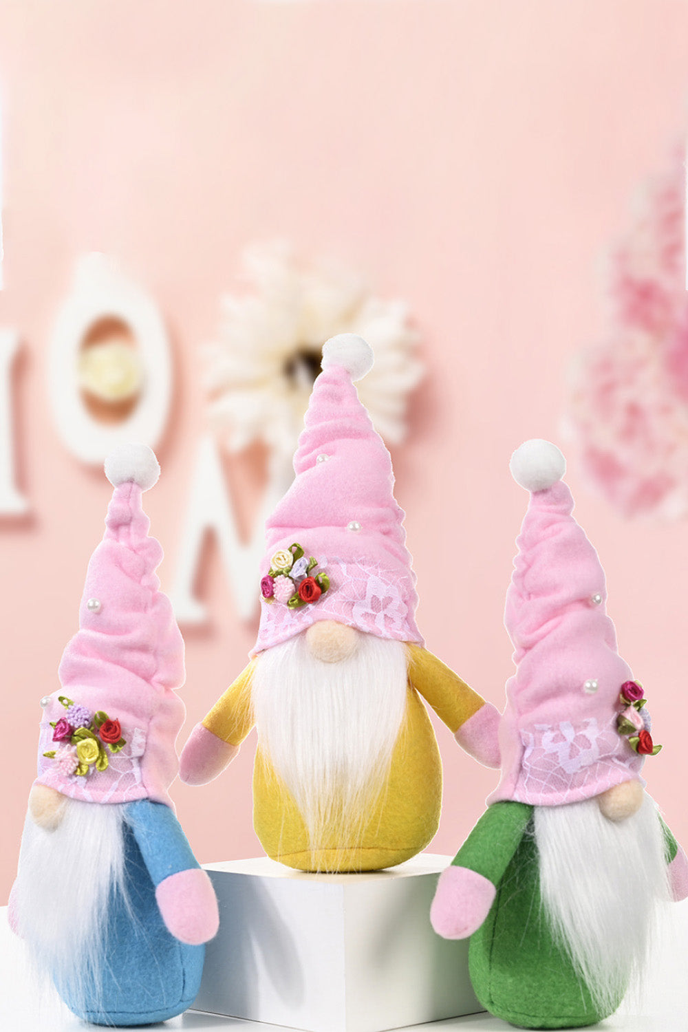 Random 3-Pack Mother's Day Faceless Gnomes