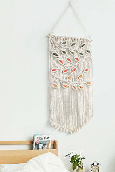 Contrast Leaf Fringe Macrame Wall Hanging